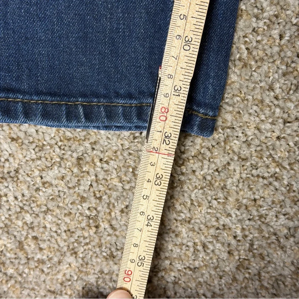 Levi’s 511 Slim Fit Jeans 28x34 Medium Wash - Picture 8 of 9